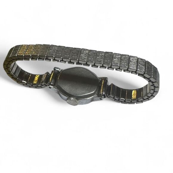 VTG Women's TIMEX Windup Watch Silver Tone Untested - Picture 4 of 5